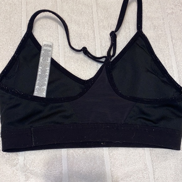 Nike Minimal Black Sports Bra - Picture 2 of 2